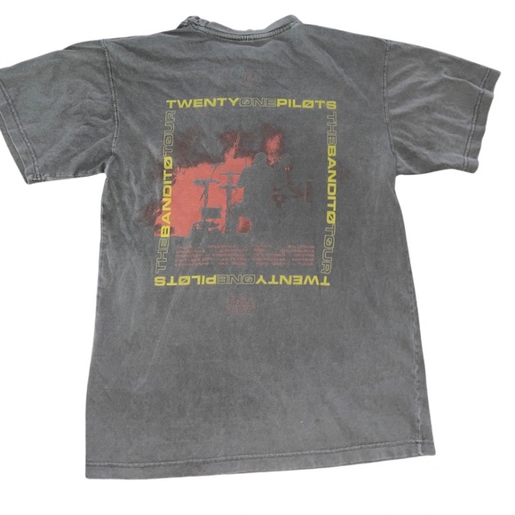21 Pilots Official “Bandito” Tour merchandise: Adult Concert T-Shirt - Picture 2 of 6